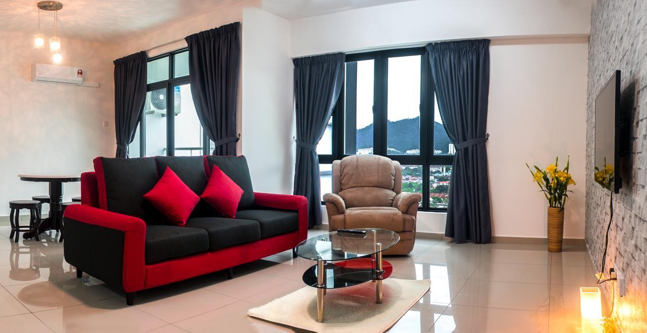 Lazy Traveler'S Suite By D Imperio Homestay Джордж Таун Екстериор снимка